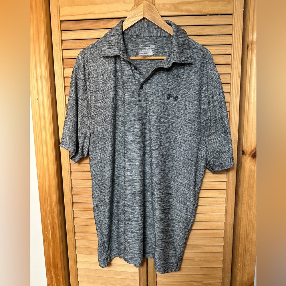 Men’s under Armour heat gear polo shirt